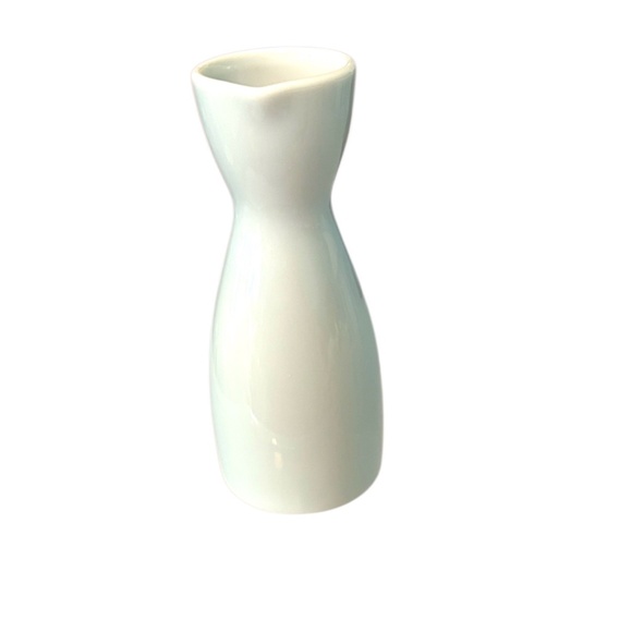 Elegant White Sake Set - Picture 6 of 6